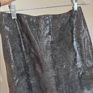 Linda Allard Ellen Tracy Shiny Leather Snakeskin Texture Pencil Skirt Charcoal